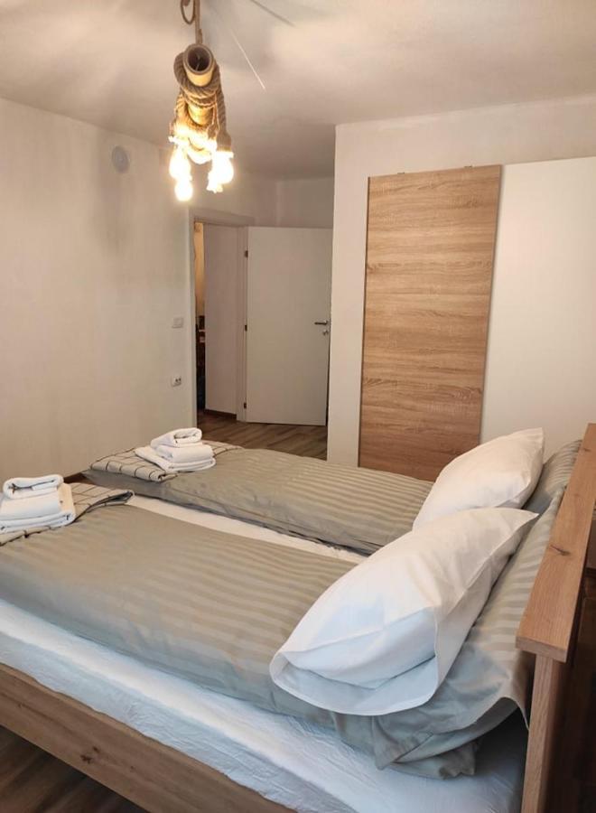 Casa Al Tagas Apartment ครูเชโว ภายนอก รูปภาพ